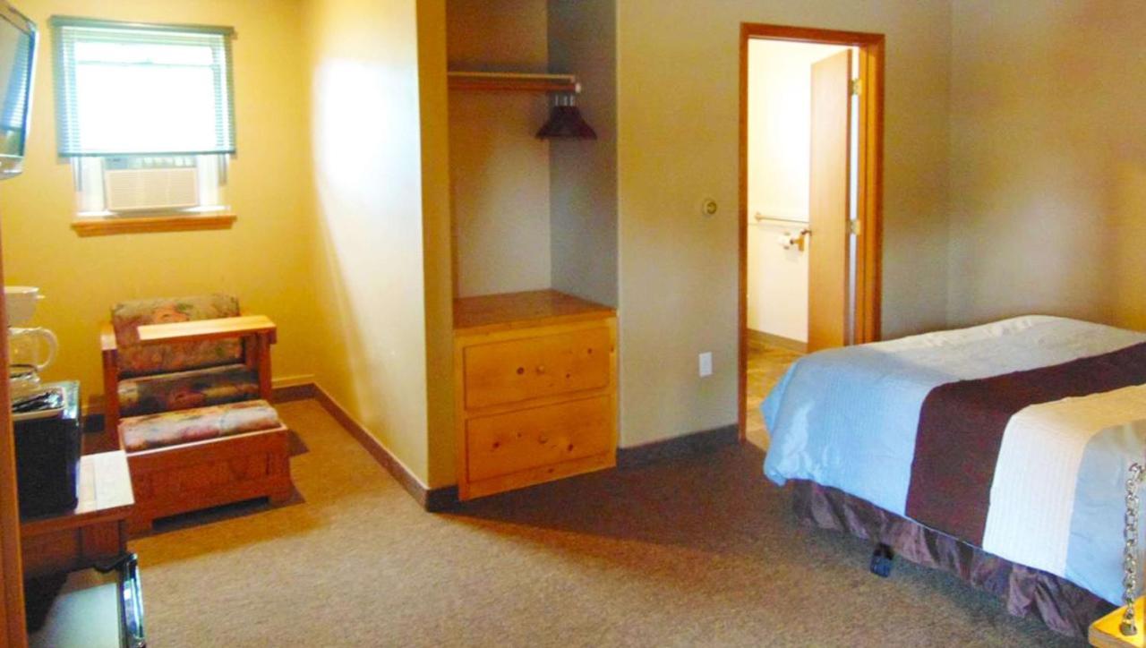 Dodge Peak Lodge Бонърс Фери Екстериор снимка